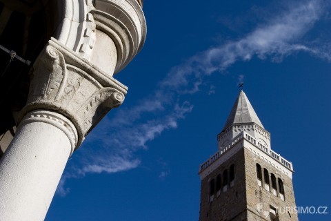 Věž kostela v Koperu