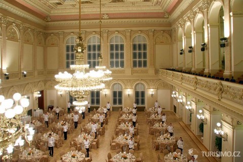 Na zámku Zbiroh se pořádají velkolepé svatby, autor: Carla novakova