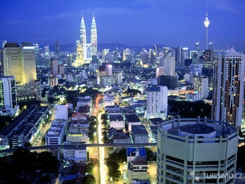 Kuala Lumpur a dvojčata Petronas Tower, autor: saganni