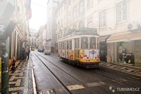 Projeďte se typickou historickou tramvají