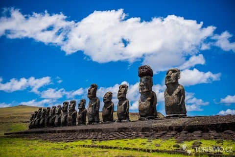 Sochy Moai
